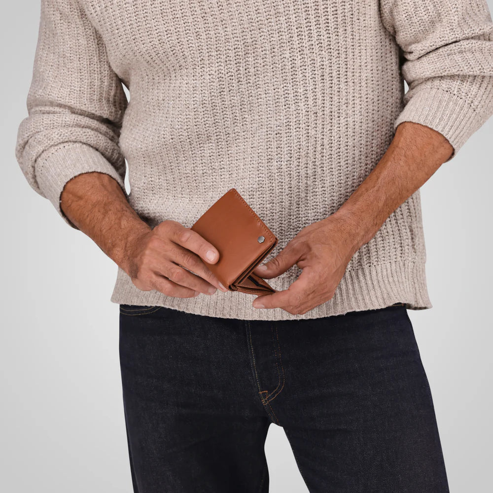 Large Bifold Wallet With ID Window - Tan