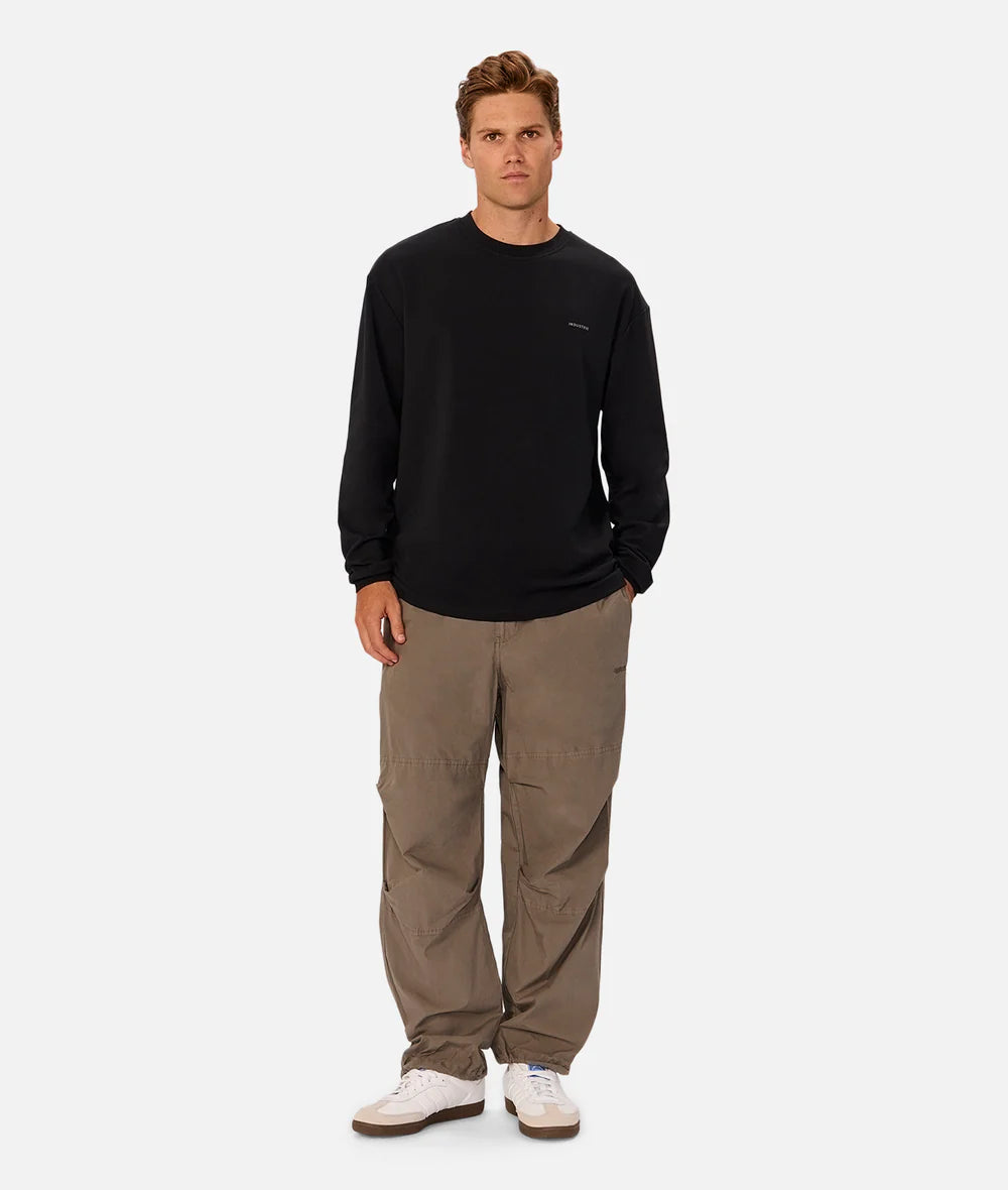 The Newport L/S Tee - Black