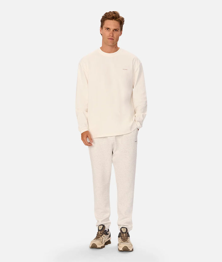 The Newport L/S Tee - Chalk
