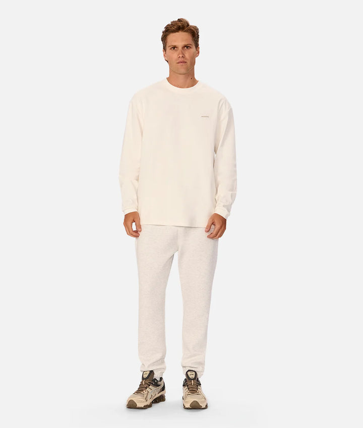 The Newport L/S Tee - Chalk