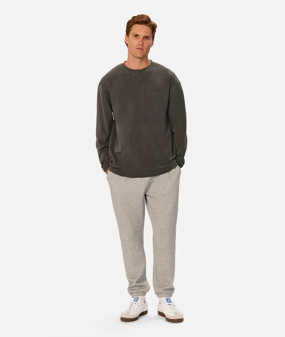 The Newport L/S Tee - Onyx