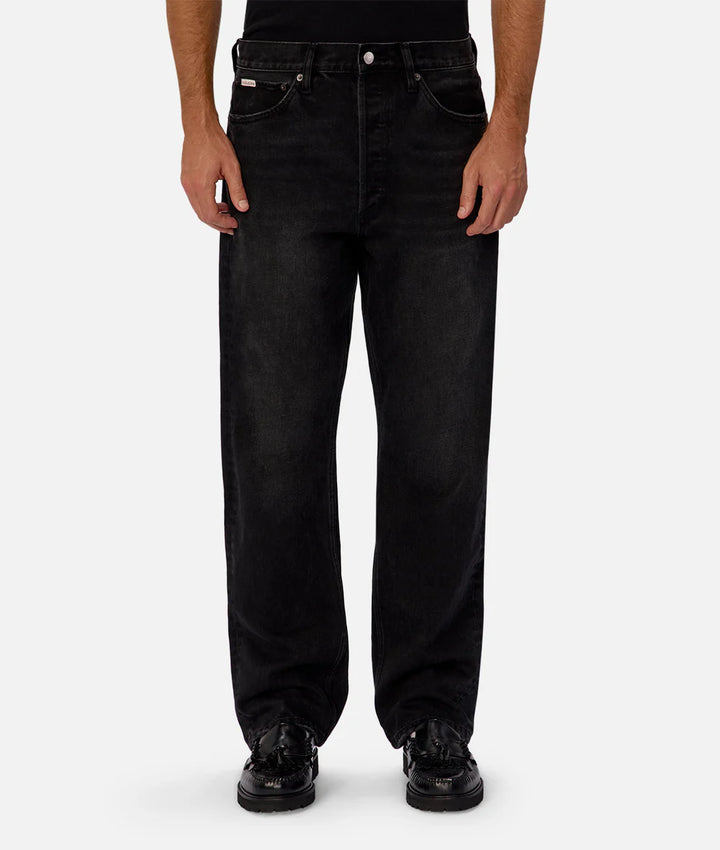 The 90's Jean - Washed Black