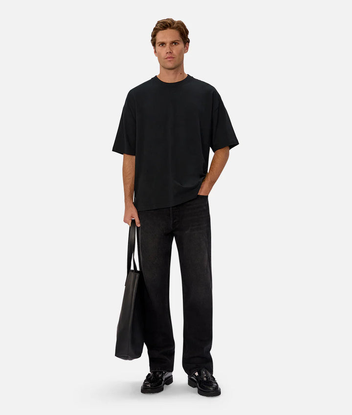 The 90's Jean - Washed Black