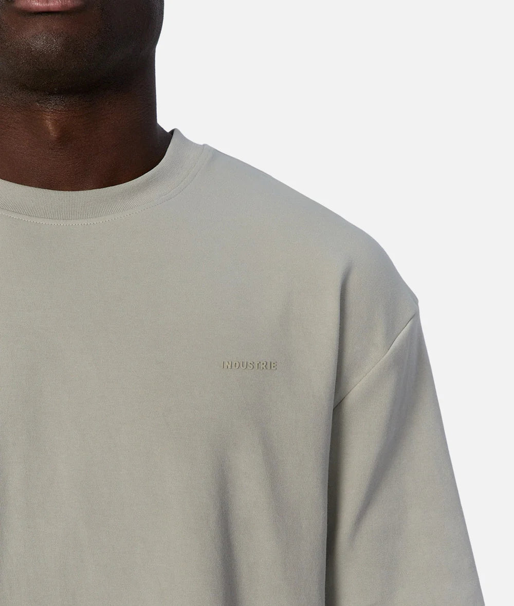 The Newport Tee - Willow Green